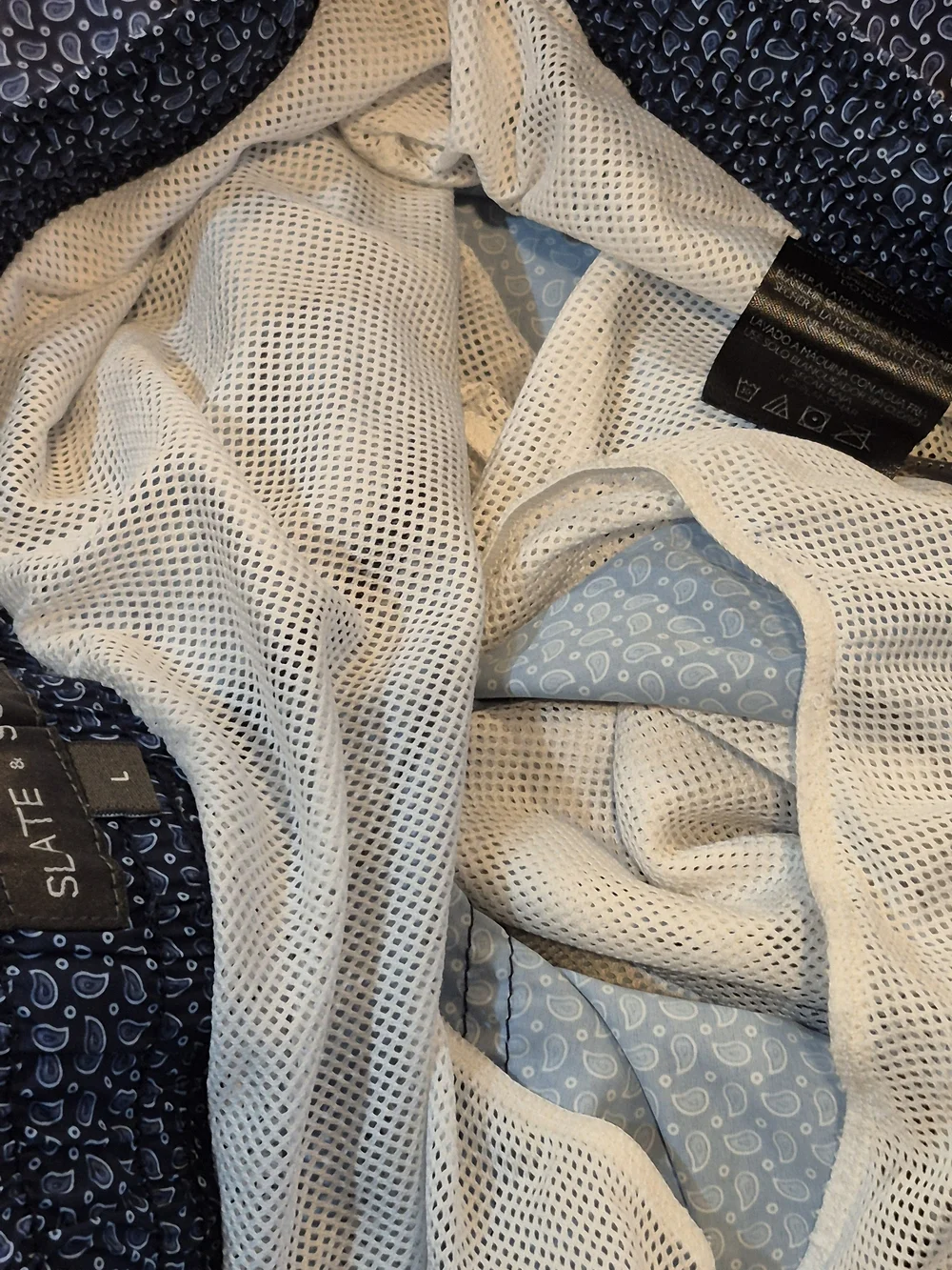 Slate & Stone Navy Paisley-Print Swim Trunks 4804